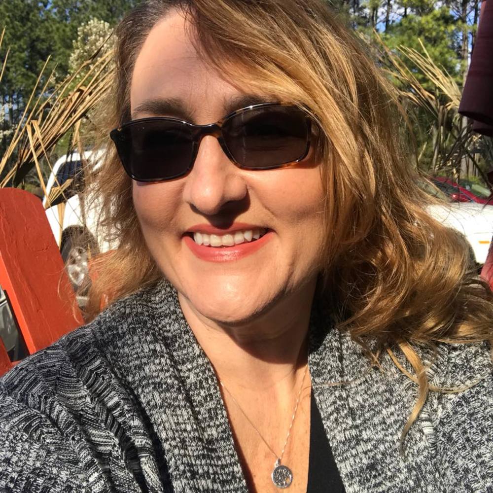 Meet your Posher, Lisa